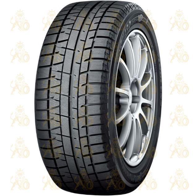 Yokohama iceGuard Studless iG50 + 215/50 R17 91Q